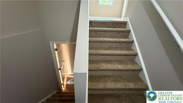 148 Cornerstone Place, Whitehall Twp, PA 18052