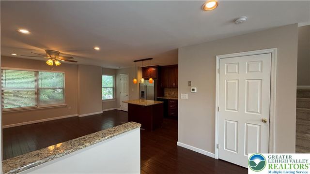 148 Cornerstone Place, Whitehall Twp, PA 18052