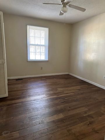 108 Woodshire Drive, Boiling Springs, SC 29316