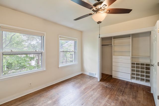 2823 Holcomb Avenue, Des Moines, IA 50310