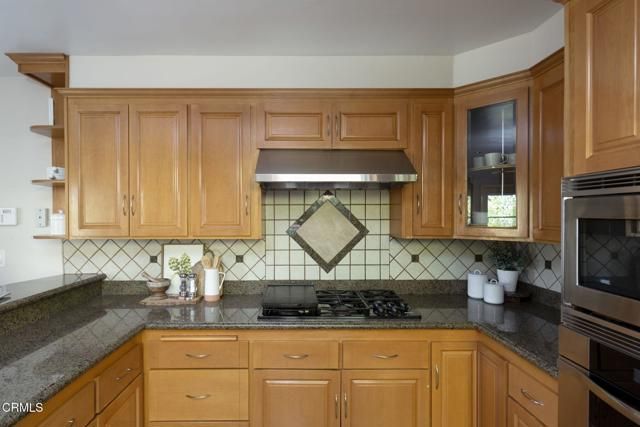 1896 E Mountain Street, Pasadena, CA 91104