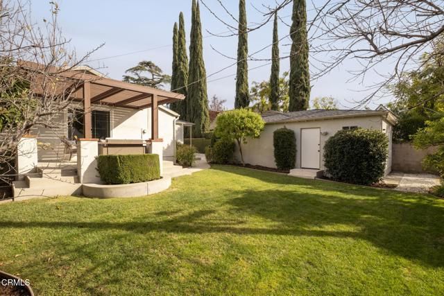 1896 E Mountain Street, Pasadena, CA 91104