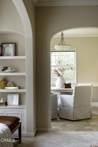 1896 E Mountain Street, Pasadena, CA 91104