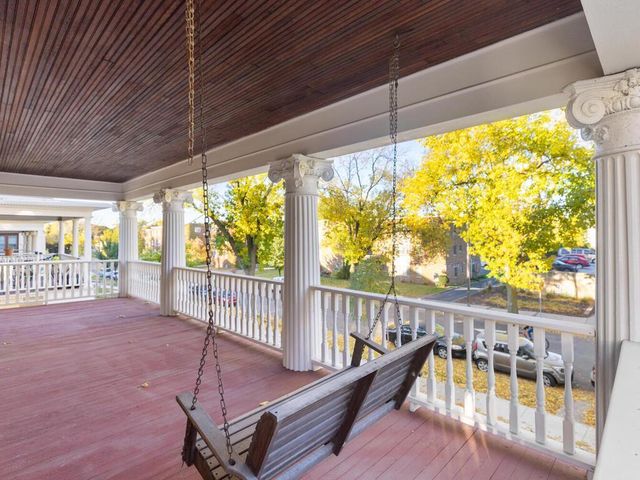 2015 Pleasant Avenue, Minneapolis, MN 55404