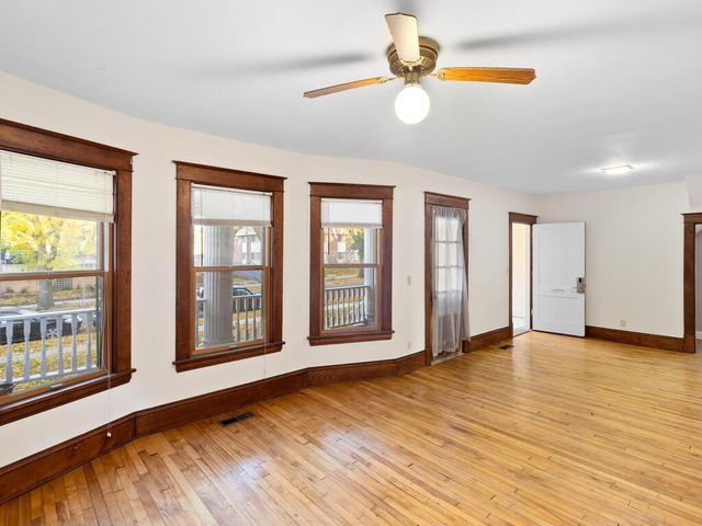 2015 Pleasant Avenue, Minneapolis, MN 55404