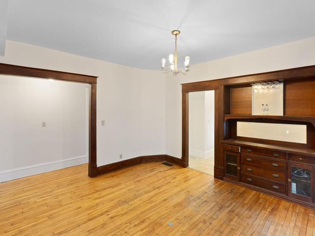 2015 Pleasant Avenue, Minneapolis, MN 55404