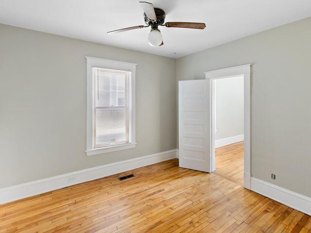 2015 Pleasant Avenue, Minneapolis, MN 55404