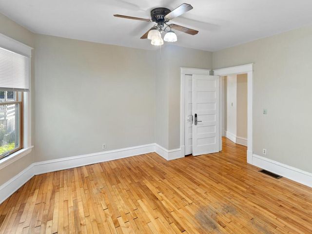 2015 Pleasant Avenue, Minneapolis, MN 55404