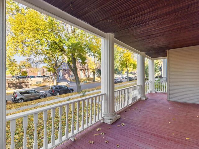 2015 Pleasant Avenue, Minneapolis, MN 55404