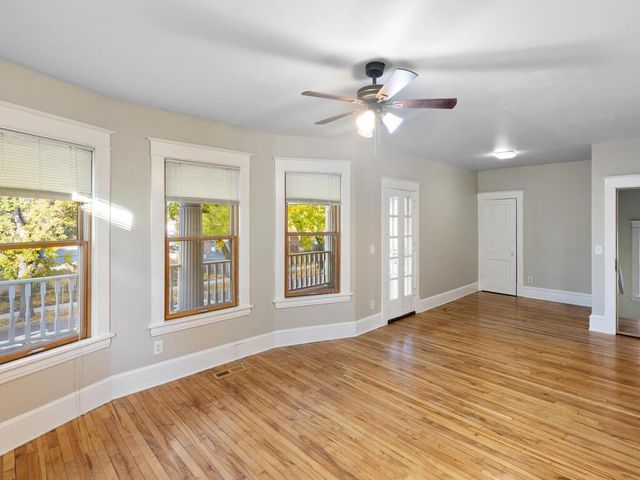 2015 Pleasant Avenue, Minneapolis, MN 55404