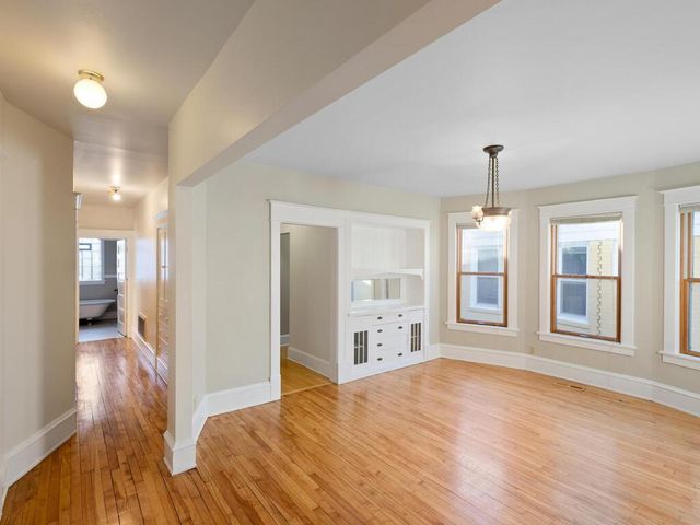 2015 Pleasant Avenue, Minneapolis, MN 55404