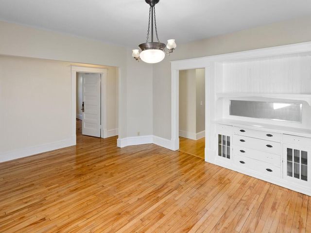 2015 Pleasant Avenue, Minneapolis, MN 55404