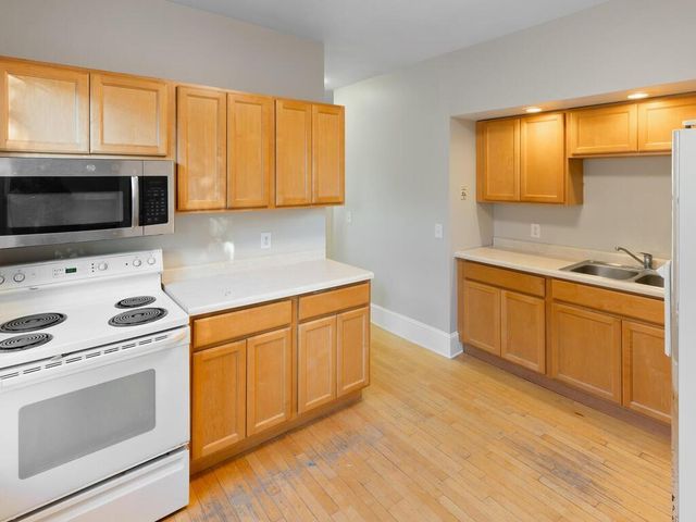 2015 Pleasant Avenue, Minneapolis, MN 55404