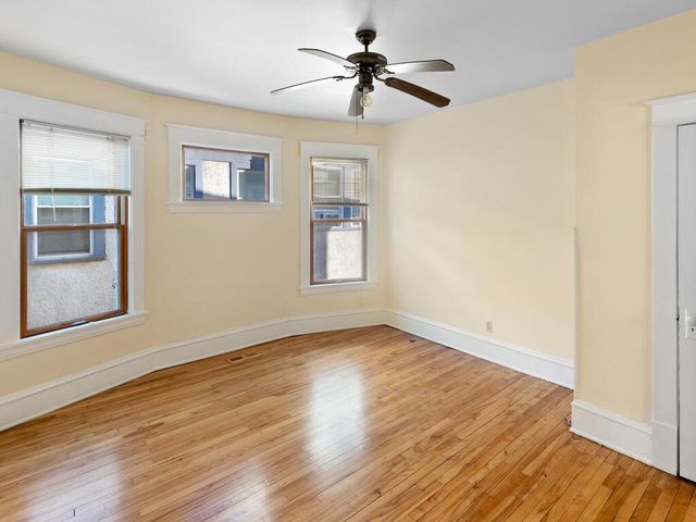 2015 Pleasant Avenue, Minneapolis, MN 55404