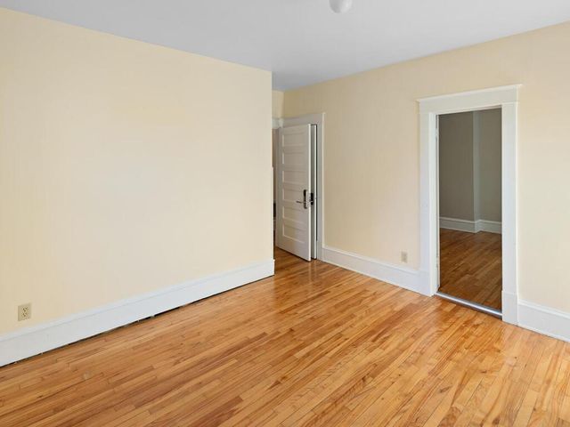 2015 Pleasant Avenue, Minneapolis, MN 55404