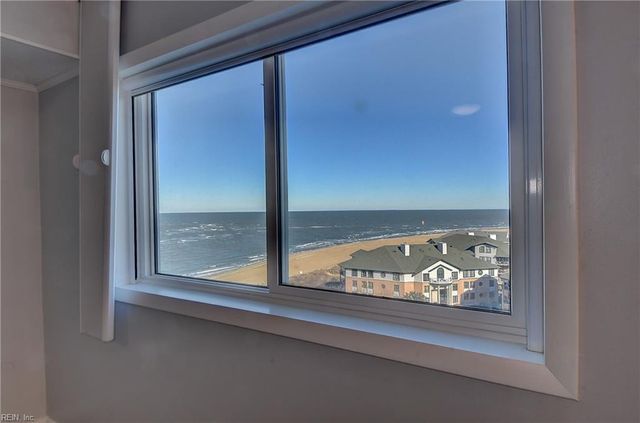 3288 Page Ave Apt 1012, Virginia Beach, VA 23451