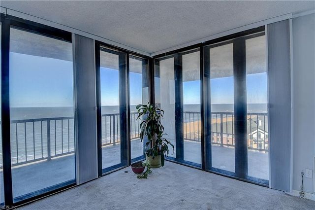 3288 Page Ave Apt 1012, Virginia Beach, VA 23451