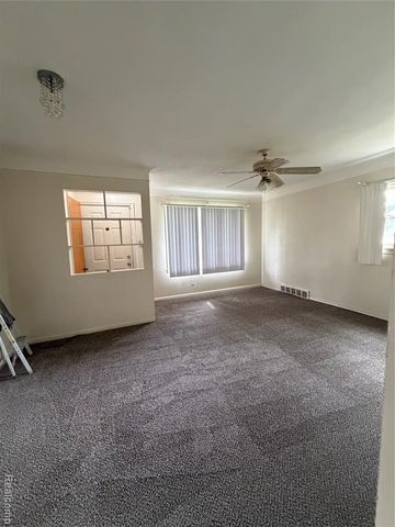 29142 Rosewood Street, Inkster, MI 48141