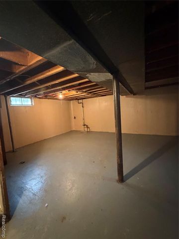 29142 Rosewood Street, Inkster, MI 48141