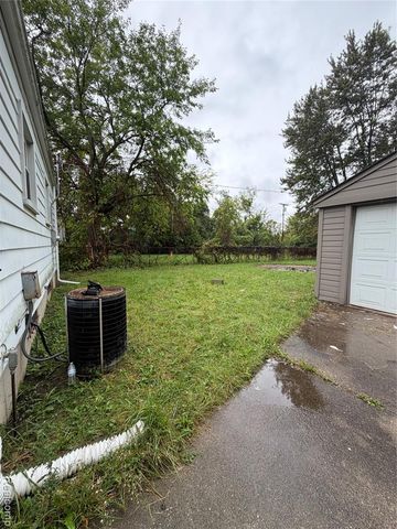 29142 Rosewood Street, Inkster, MI 48141