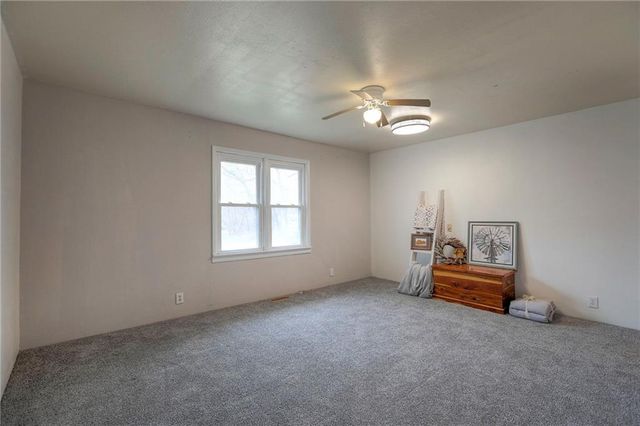 406 E Washington Street, Windsor, MO 65360