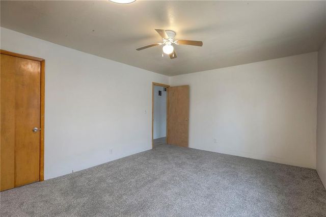 406 E Washington Street, Windsor, MO 65360