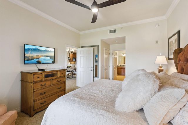 1100 SUNSET VIEW CIR 402, Reunion, FL 34747