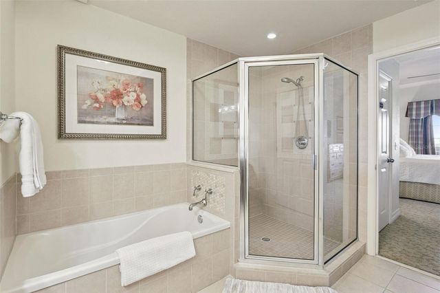 1100 SUNSET VIEW CIR 402, Reunion, FL 34747