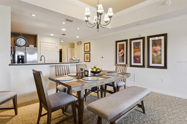 1100 SUNSET VIEW CIR 402, Reunion, FL 34747