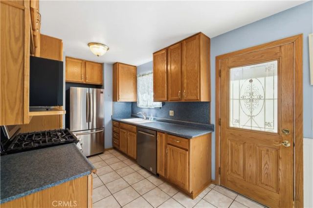 45308 Newtree Avenue, Lancaster, CA 93534