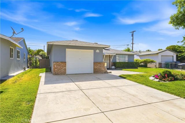 45308 Newtree Avenue, Lancaster, CA 93534