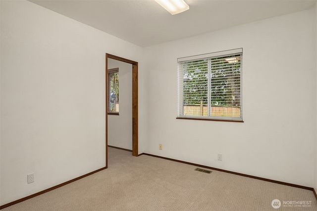 12401 8th Drive SE, Everett, WA 98208