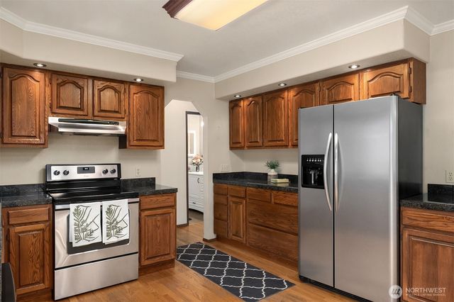 12401 8th Drive SE, Everett, WA 98208