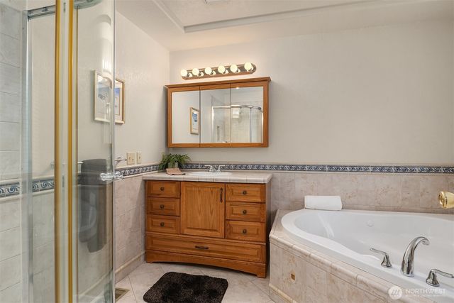 12401 8th Drive SE, Everett, WA 98208