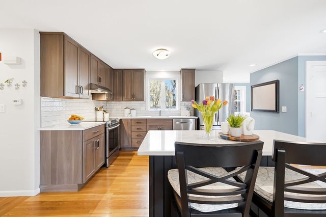 8 Freemont St, Lexington, MA 02421