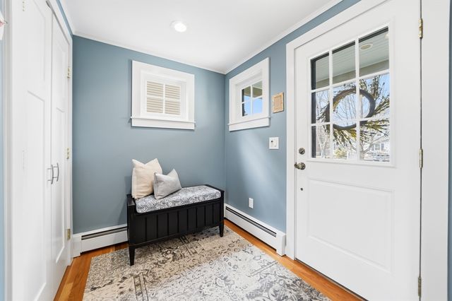 8 Freemont St, Lexington, MA 02421