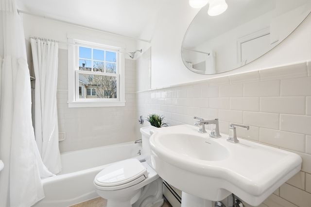 8 Freemont St, Lexington, MA 02421