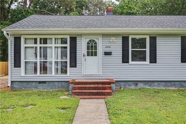 206 Pine Grove RD, Newport News, VA 23601