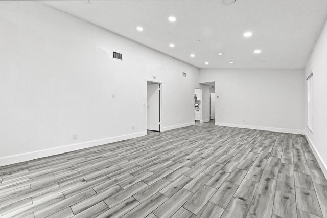 1390 Summit Run Circle, West Palm Beach, FL 33415