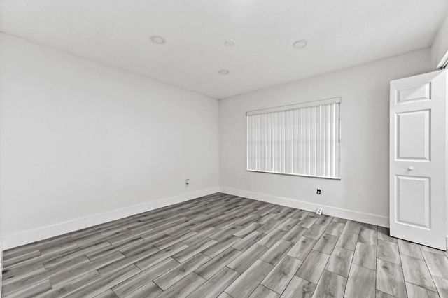 1390 Summit Run Circle, West Palm Beach, FL 33415