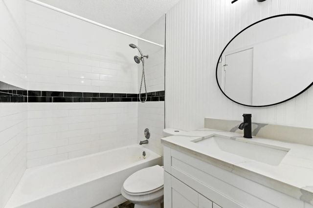 1390 Summit Run Circle, West Palm Beach, FL 33415