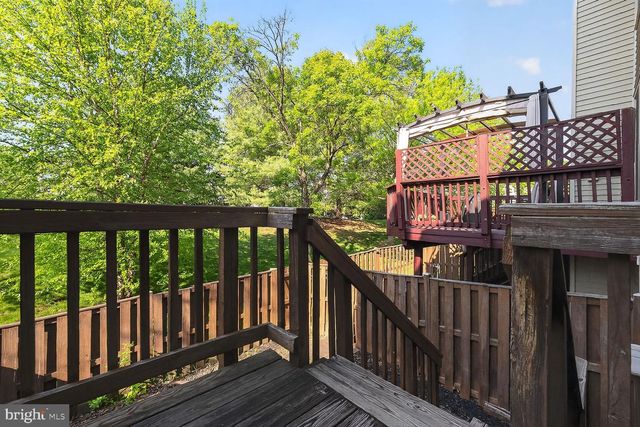 46922 RABBITRUN, Sterling, VA 20164