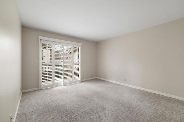 470 Sand Hill Circle, Menlo Park, CA 94025