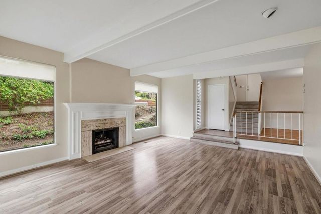 470 Sand Hill Circle, Menlo Park, CA 94025