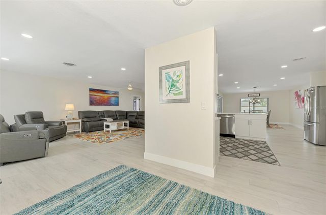 1204 YAWL WAY, Venice, FL 34285