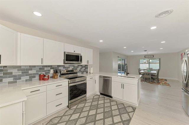 1204 YAWL WAY, Venice, FL 34285