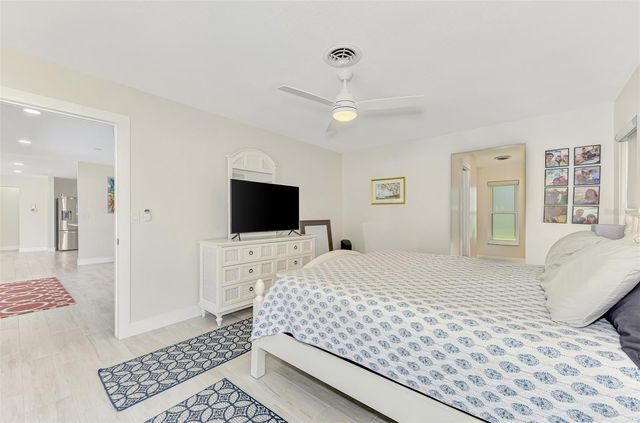 1204 YAWL WAY, Venice, FL 34285