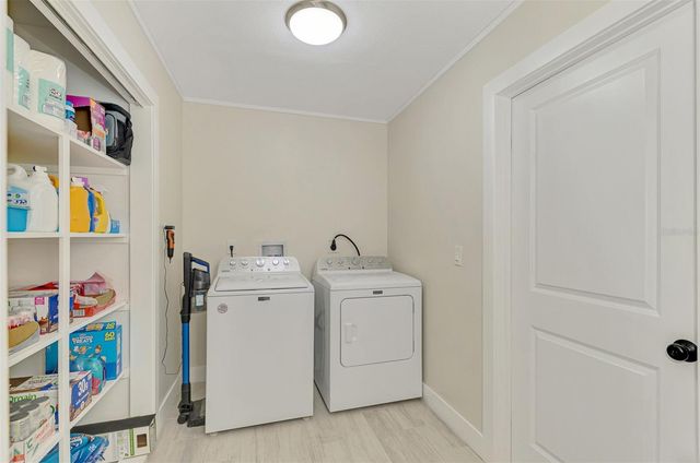 1204 YAWL WAY, Venice, FL 34285