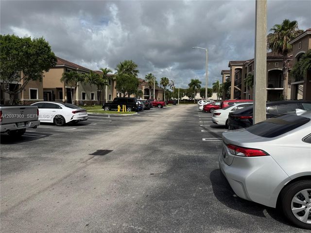 22311 SW 88th Pl 103-4, Cutler Bay, FL 33190
