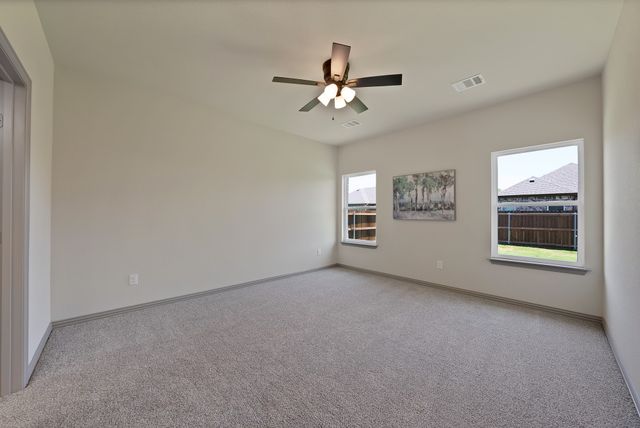 109 Panther Loop, Mabank, TX 75147